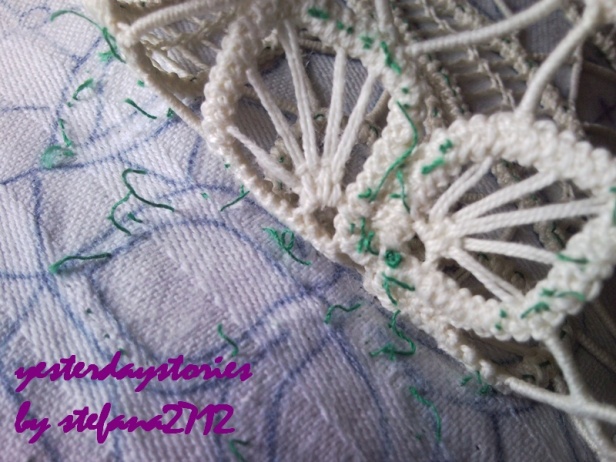 Romanian Point Lace square doily threads removal
